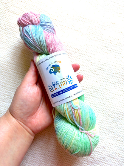 1 Skein x 100g Cashmere Wool Blend Gradient yarn : 02 Pastel Rainbow