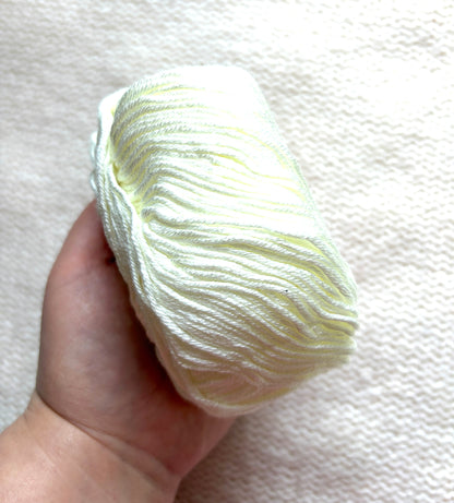 5 balls x 50g Cashmere Silk yarn : Cashmere + Silk + Bamboo fiber : 02 Ivory