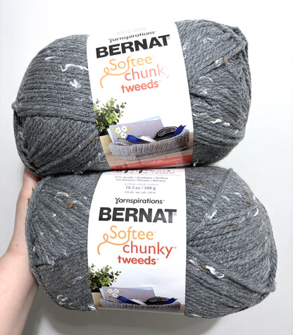 2 balls x 300g Bernat Softee Chunky Tweed Yarn : True Grey Tweed