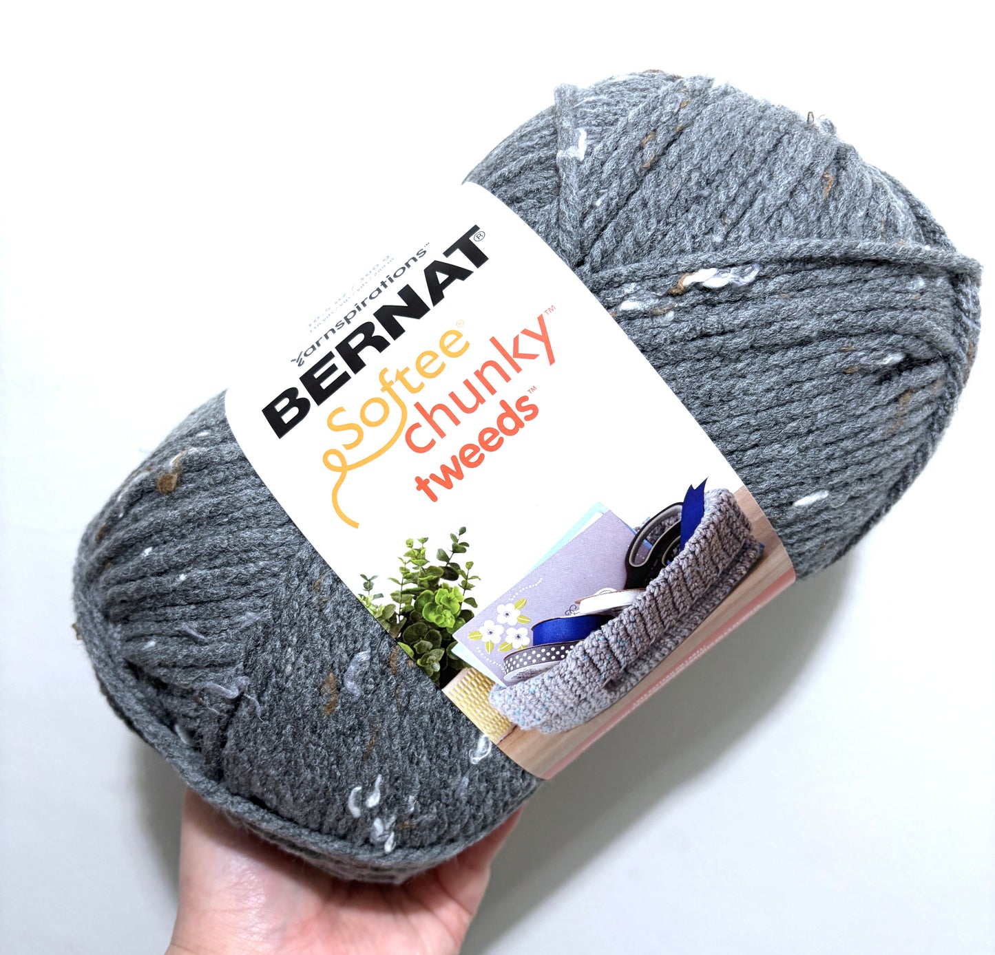2 balls x 300g Bernat Softee Chunky Tweed Yarn : True Grey Tweed