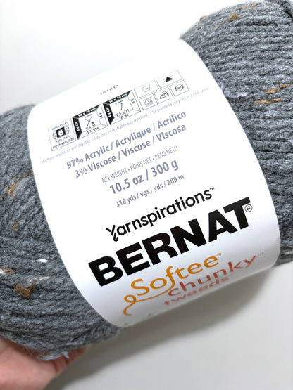 2 balls x 300g Bernat Softee Chunky Tweed Yarn : True Grey Tweed