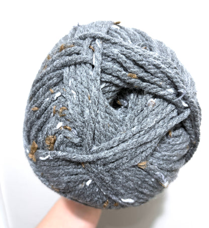 2 balls x 300g Bernat Softee Chunky Tweed Yarn : True Grey Tweed