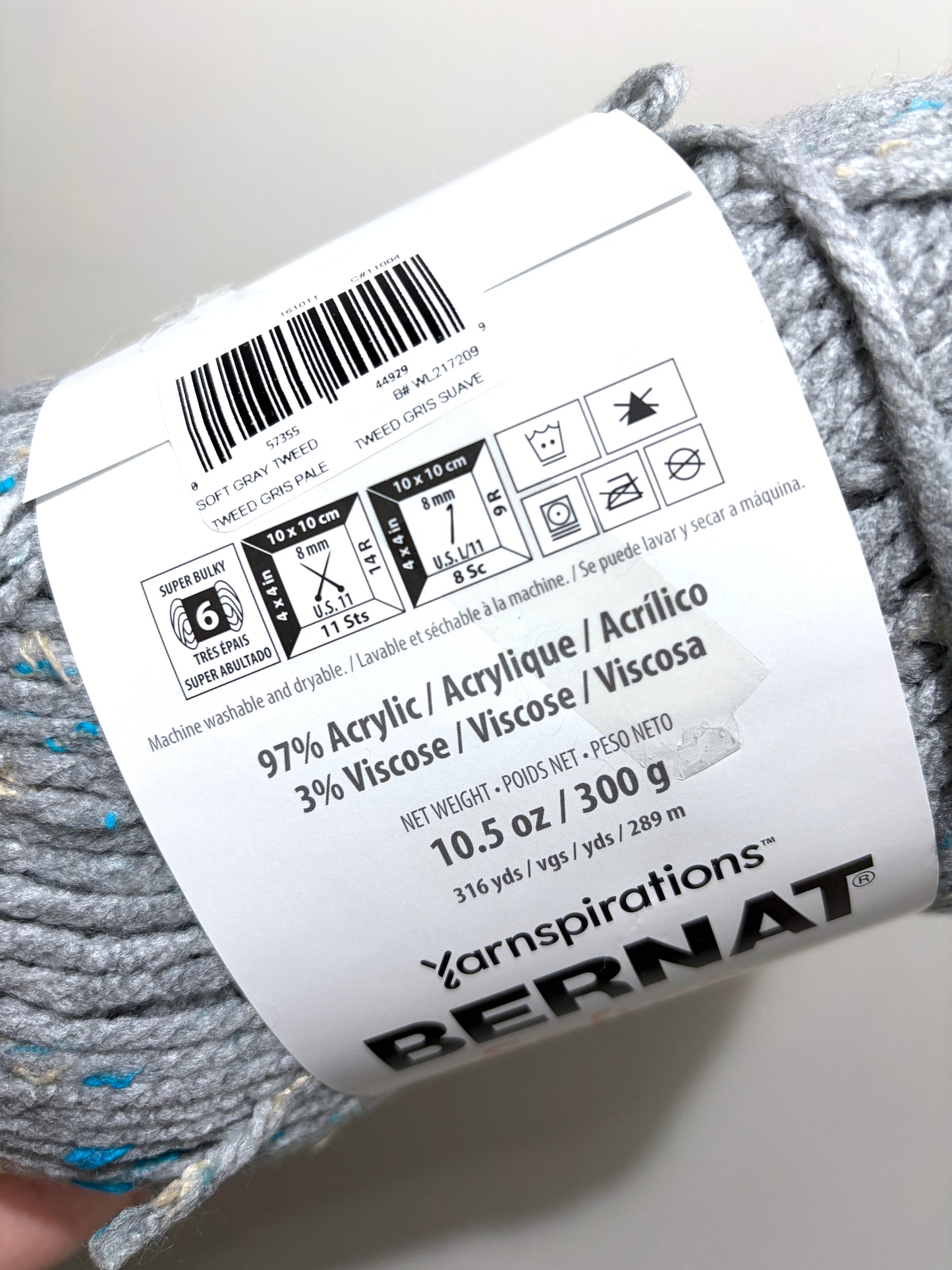 2 balls x 300g Bernat Softee Chunky Tweed Yarn : Soft Grey Tweed