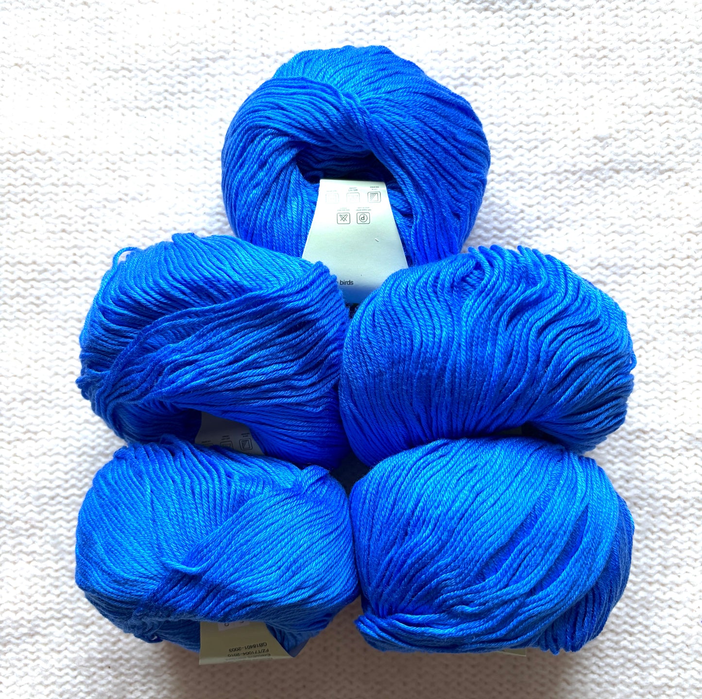5 balls x 50g Cashmere Silk yarn : Cashmere + Silk + Bamboo fiber : 24 Cobalt Blue