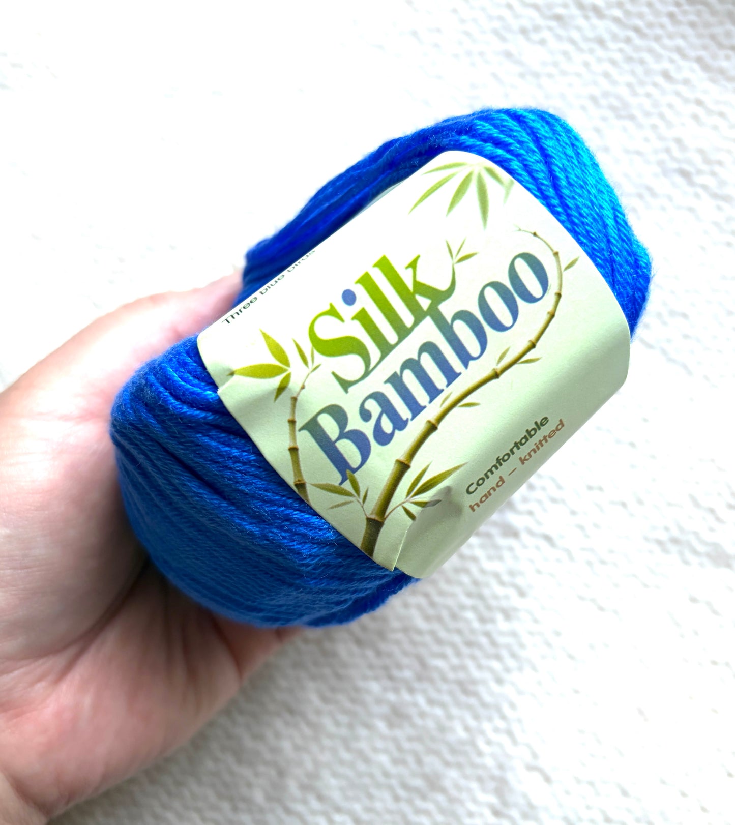 5 balls x 50g Cashmere Silk yarn : Cashmere + Silk + Bamboo fiber : 24 Cobalt Blue