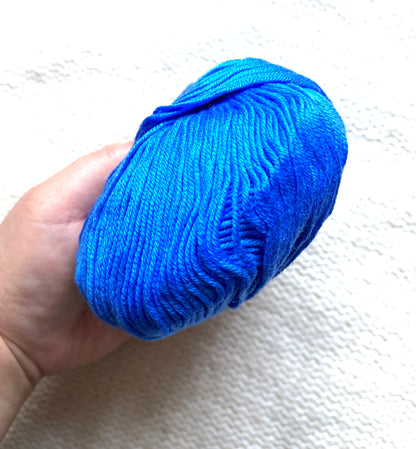 5 balls x 50g Cashmere Silk yarn : Cashmere + Silk + Bamboo fiber : 24 Cobalt Blue