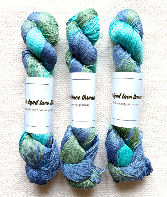 1 Skein x 100g Silk Wool Blend Gradient yarn : 07 Ocean Breeze
