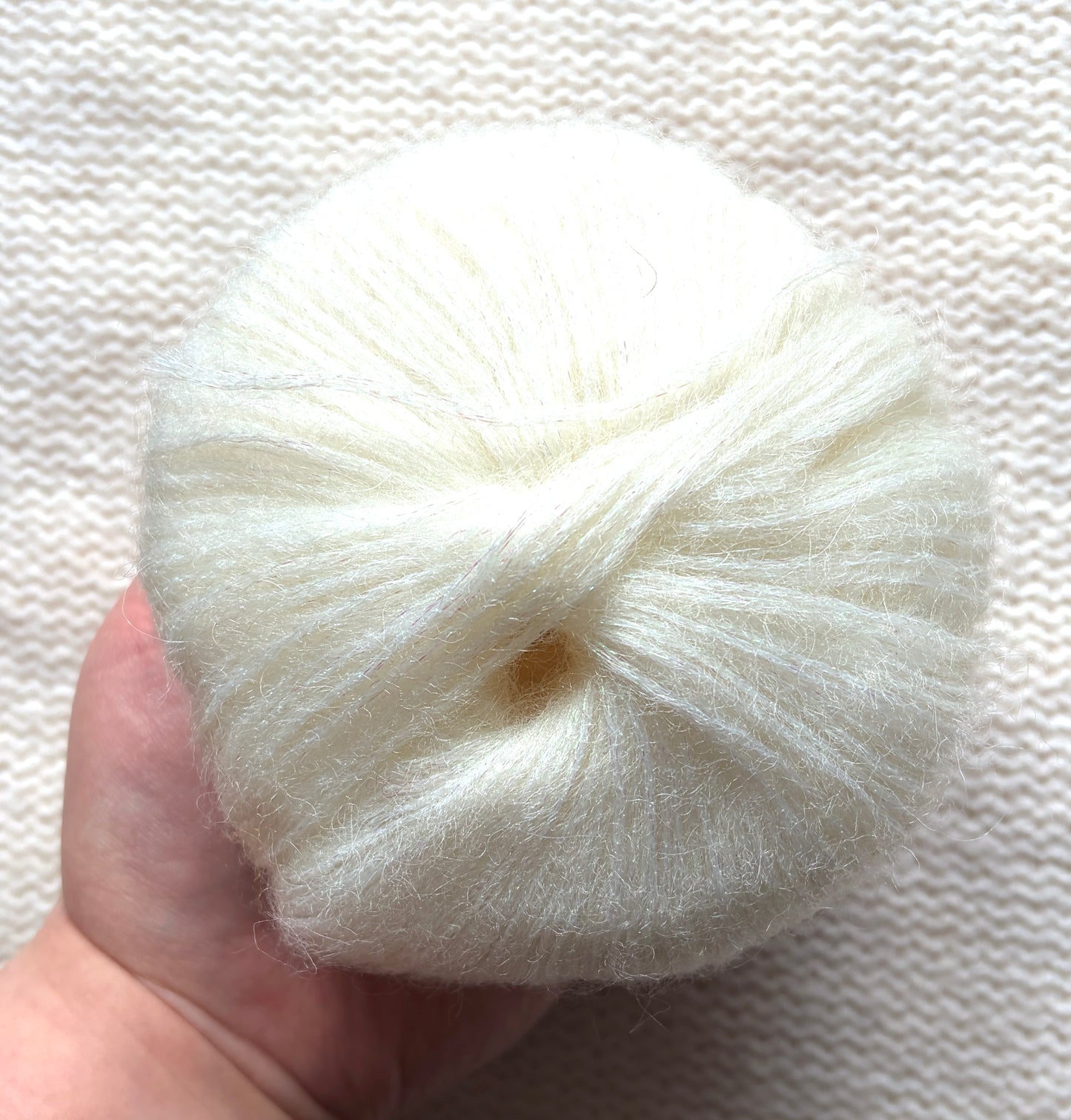 3 balls x 25g Glitter Mohair yarn : Mohair + Wool + Rayon : 01 Moonlight White