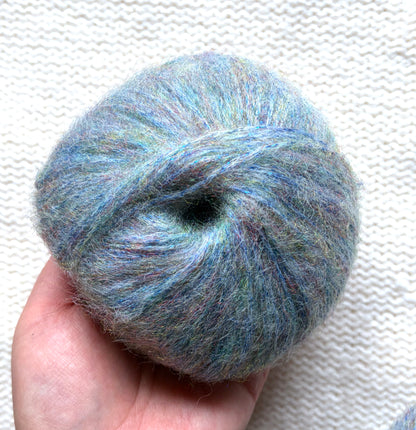3 balls x 25g Glitter Mohair yarn : Mohair + Wool + Rayon : 23 Light Blue