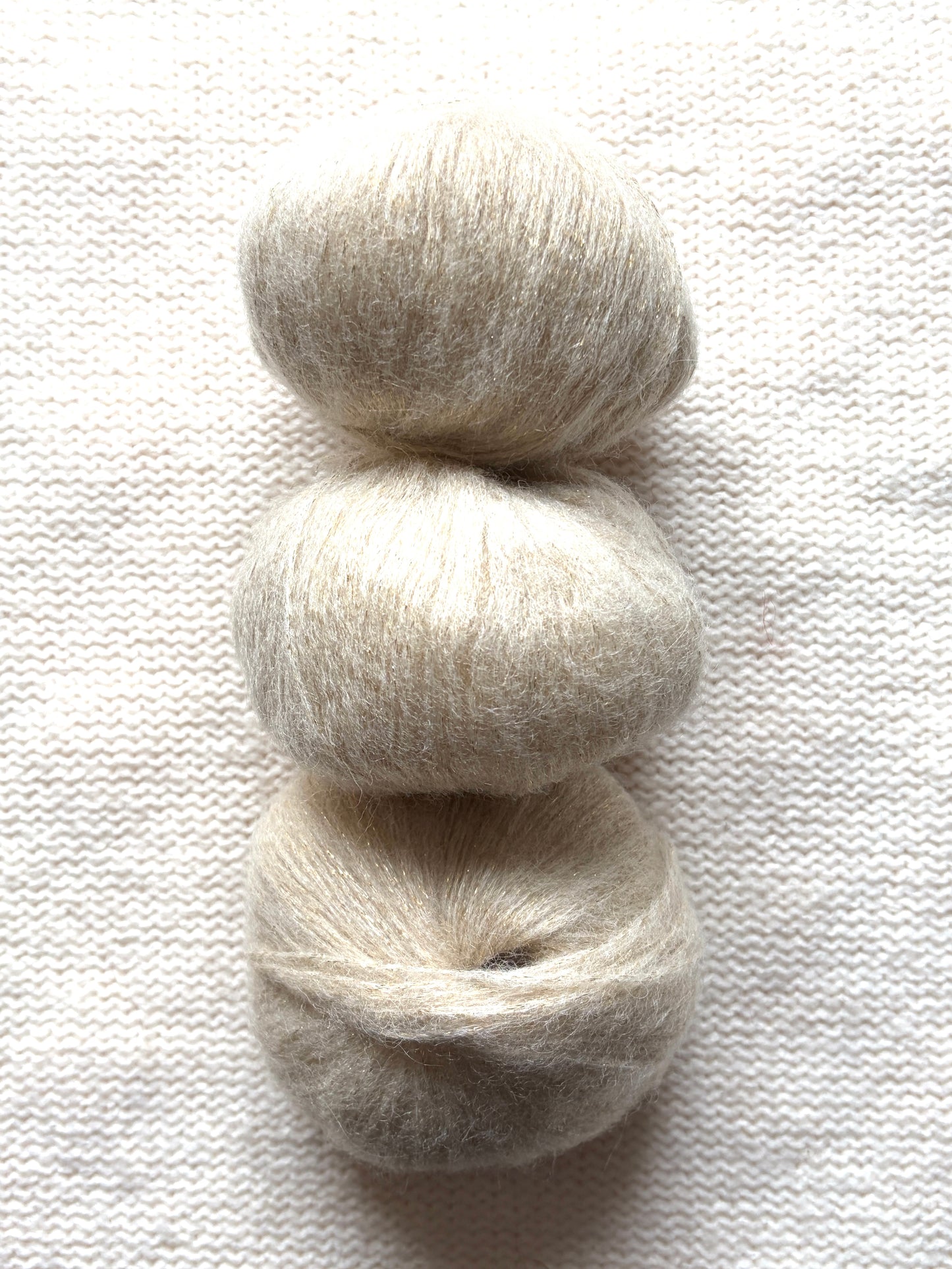 3 balls x 25g Glitter Mohair yarn : Mohair + Wool + Rayon : 02 Cream