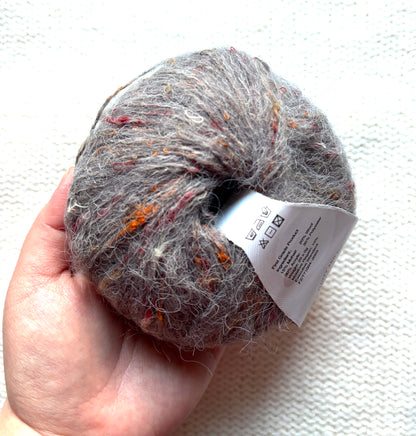 6 balls x 25g Mohair Wool yarn : Mohair + Wool + Acrylic + Polyester : 18 Grey