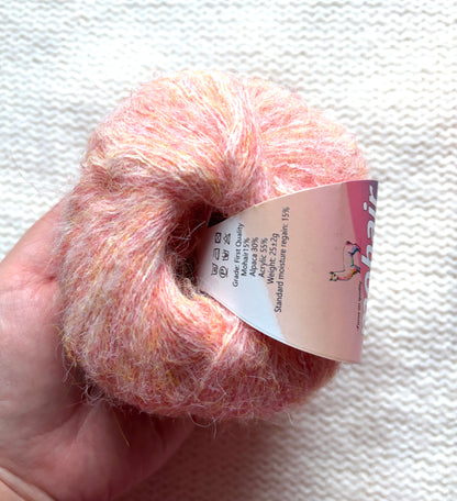 5 balls x 25g Alpaca Mohair yarn : Mohair + Alpaca + Acrylic : 03 Coral Pink