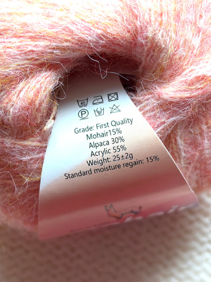 5 balls x 25g Alpaca Mohair yarn : Mohair + Alpaca + Acrylic : 03 Coral Pink
