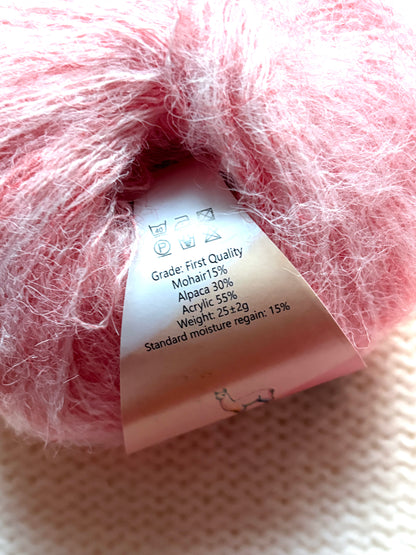 5 balls x 25g Alpaca Mohair yarn : Mohair + Alpaca + Acrylic : 02 Sakura Pink