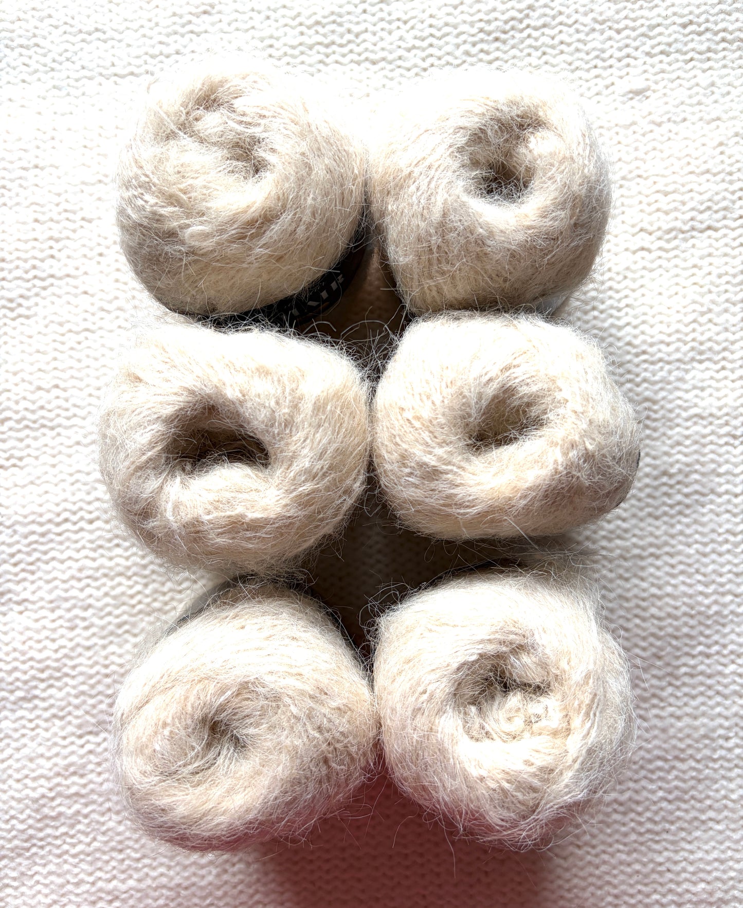 6 balls x 25g Mohair Alpaca yarn : Mohair + Alpaca + Acrylic : colour 20
