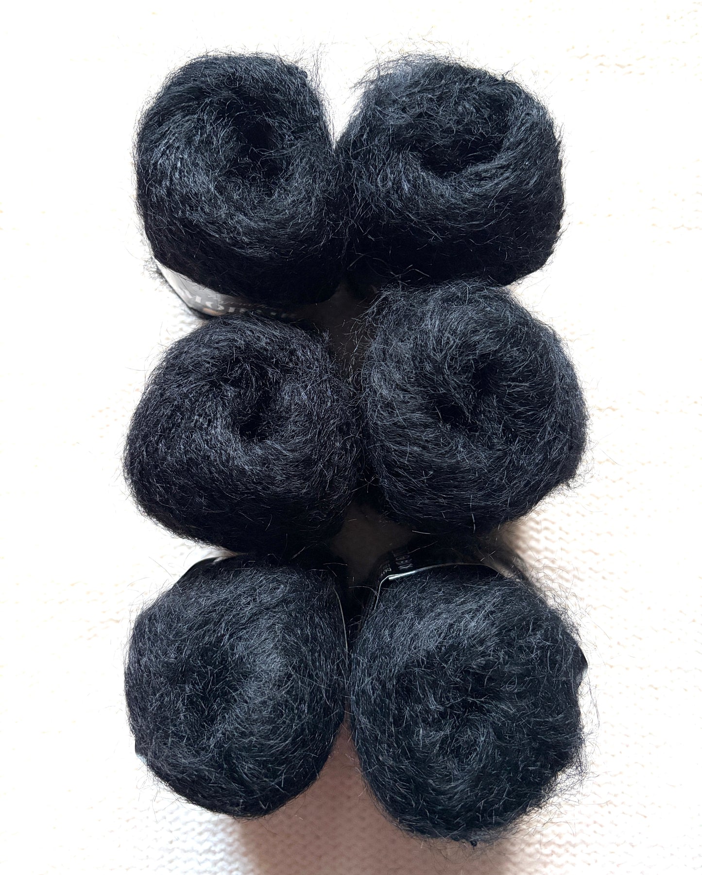 6 balls x 25g Mohair Alpaca yarn : Mohair + Alpaca + Acrylic : colour 17