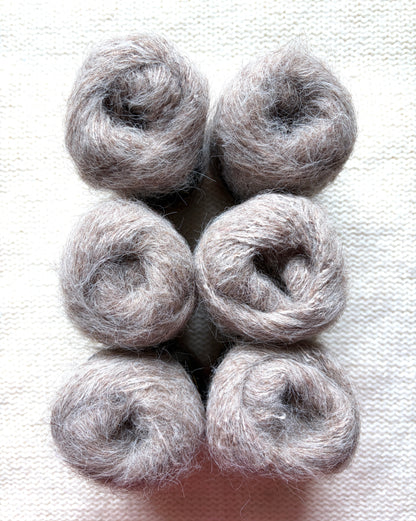 6 balls x 25g Mohair Alpaca yarn : Mohair + Alpaca + Acrylic : colour 21