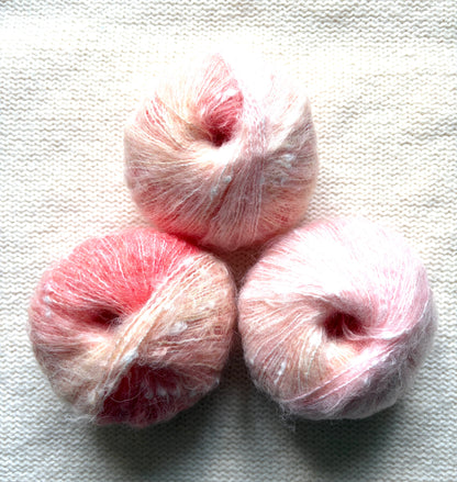3 balls x 50g Mohair yarn : Gradient Pink  Multicolour : 01