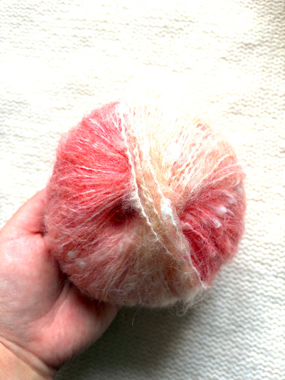 3 balls x 50g Mohair yarn : Gradient Pink  Multicolour : 01