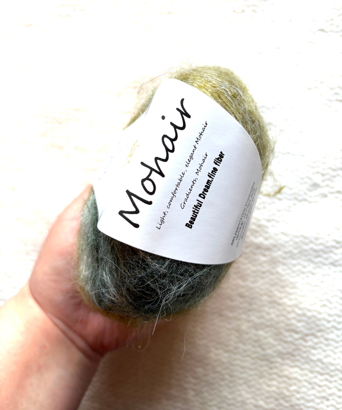 4 balls x 25g Cashmere Mohair yarn : Mohair + Wool + Cashmere + Nylon : Colour 25