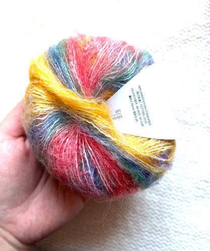 4 balls x 25g Cashmere Mohair yarn : Mohair + Wool + Cashmere + Nylon : Colour 02
