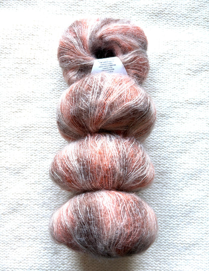 4 balls x 25g Cashmere Mohair yarn : Mohair + Wool + Cashmere + Nylon : Colour 18