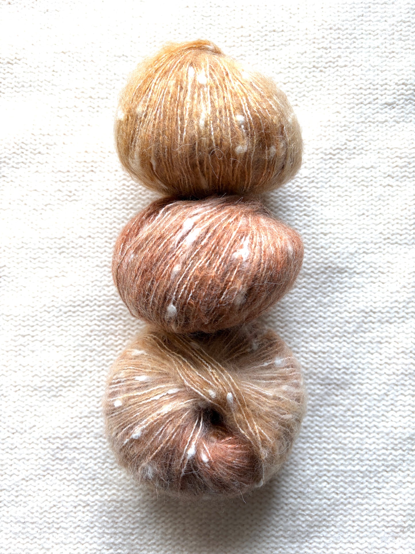 3 balls x 50g Mohair yarn : Gradient  Multicolour : 08