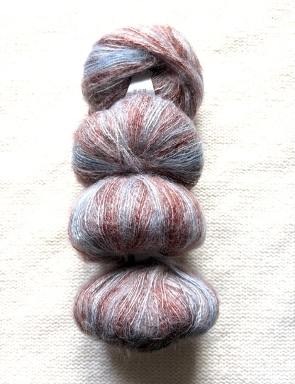 4 balls x 25g Cashmere Mohair yarn : Mohair + Wool + Cashmere + Nylon : Colour 23