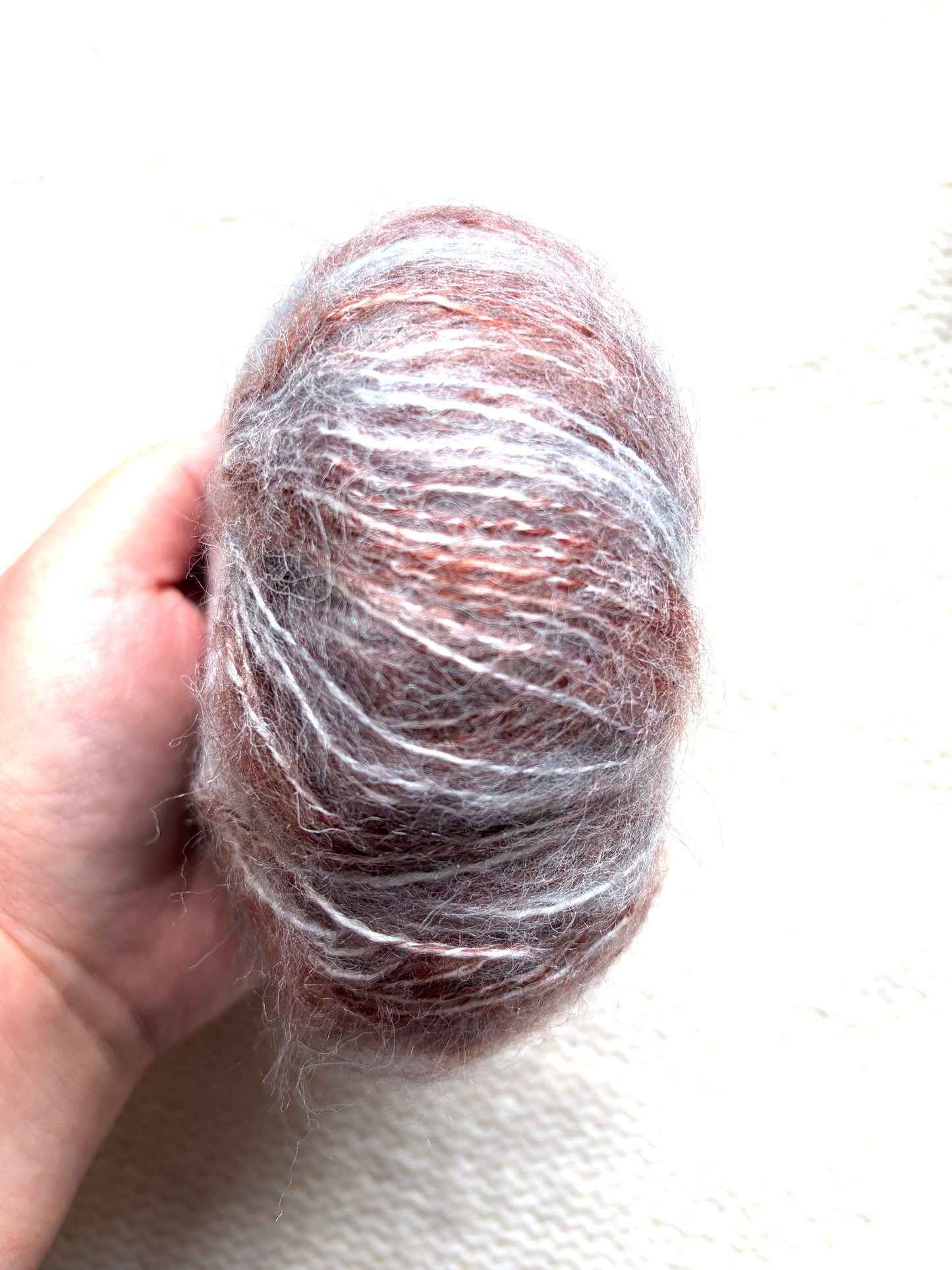 4 balls x 25g Cashmere Mohair yarn : Mohair + Wool + Cashmere + Nylon : Colour 23