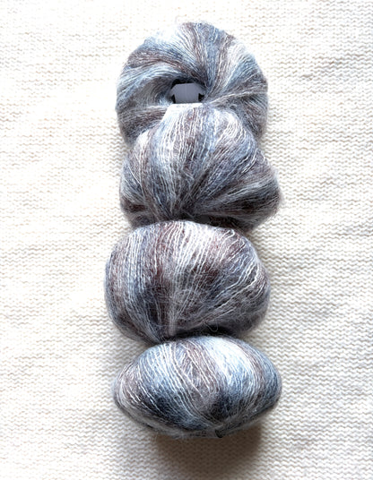 4 balls x 25g Cashmere Mohair yarn : Mohair + Wool + Cashmere + Nylon : Colour 19