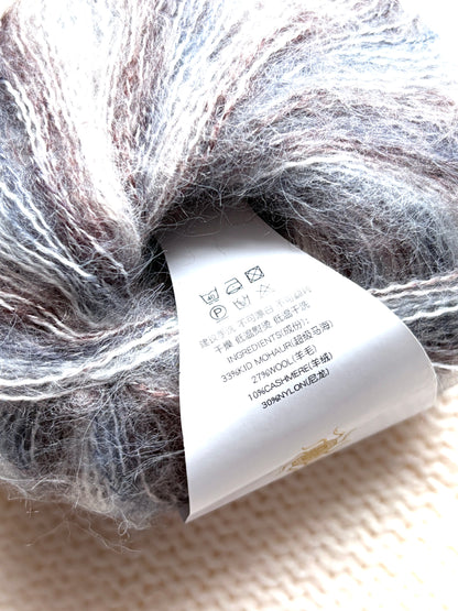 4 balls x 25g Cashmere Mohair yarn : Mohair + Wool + Cashmere + Nylon : Colour 19