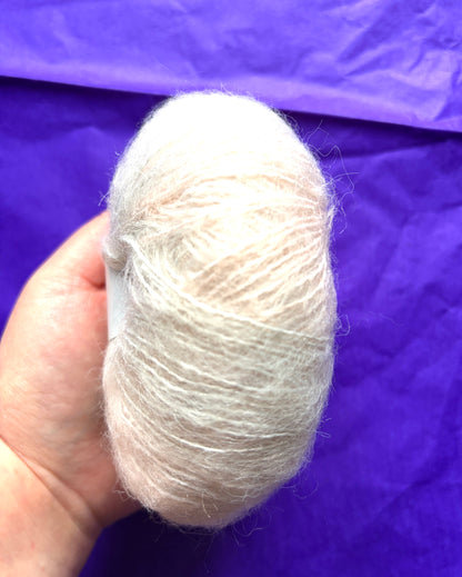 4 balls x 25g Cashmere Mohair yarn : Mohair + Wool + Cashmere + Nylon : Colour 12