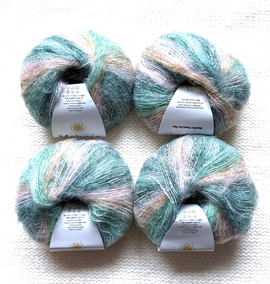 4 balls x 25g Cashmere Mohair yarn : Mohair + Wool + Cashmere + Nylon : Colour 07
