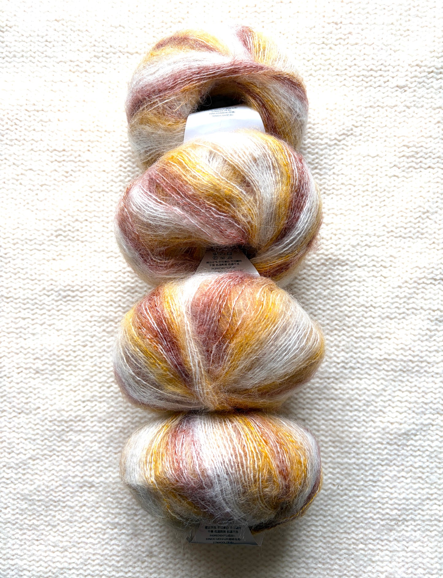 4 balls x 25g Cashmere Mohair yarn : Mohair + Wool + Cashmere + Nylon : Colour 25