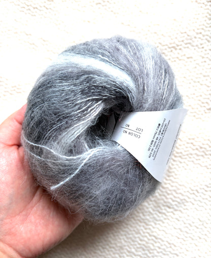 4 balls x 25g Cashmere Mohair yarn : Mohair + Wool + Cashmere + Nylon : Colour 09