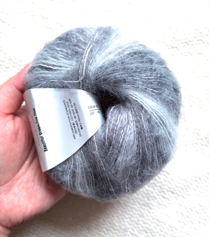 4 balls x 25g Cashmere Mohair yarn : Mohair + Wool + Cashmere + Nylon : Colour 09