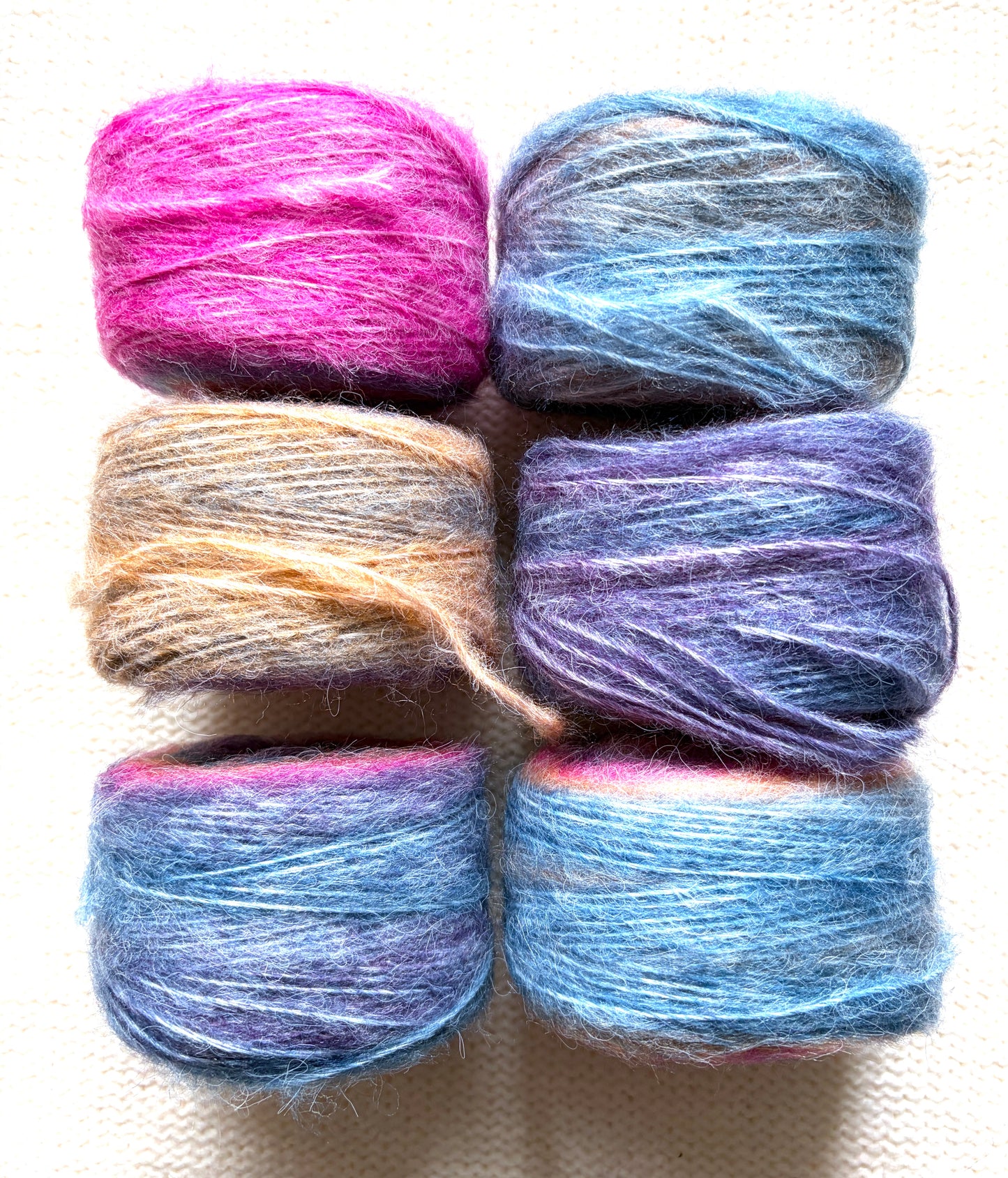 2 cakes x 50g Gradient Wool Blend Yarn : Colour 01 Vibrant