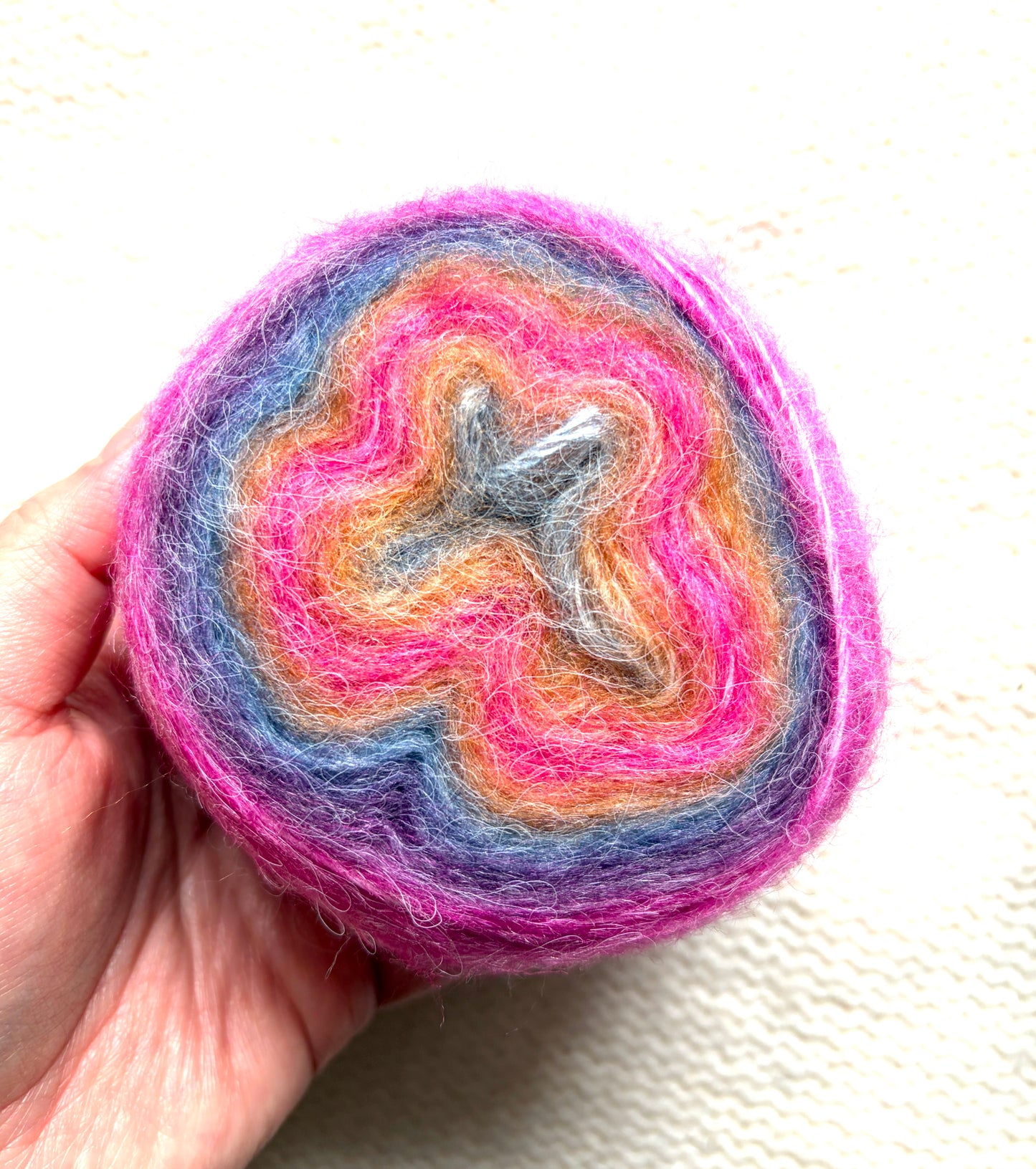 2 cakes x 50g Gradient Wool Blend Yarn : Colour 01 Vibrant