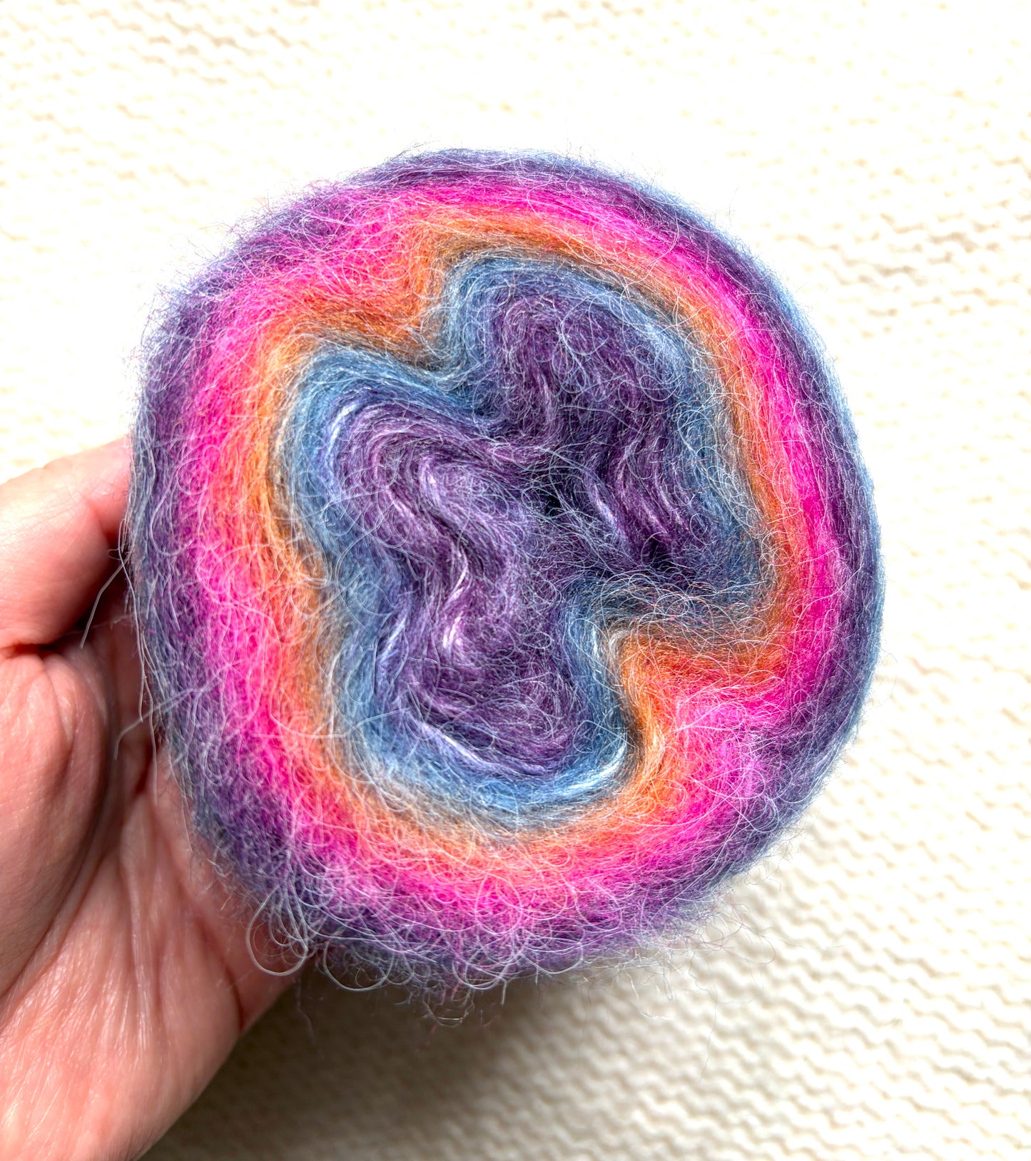 2 cakes x 50g Gradient Wool Blend Yarn : Colour 01 Vibrant