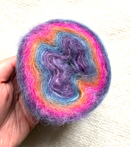 2 cakes x 50g Gradient Wool Blend Yarn : Colour 01 Vibrant