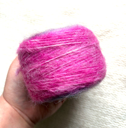 2 cakes x 50g Gradient Wool Blend Yarn : Colour 01 Vibrant