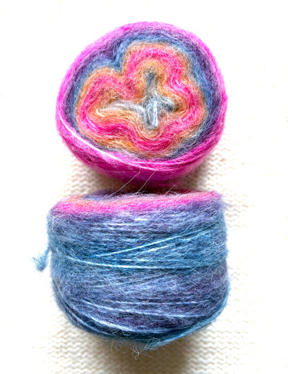 2 cakes x 50g Gradient Wool Blend Yarn : Colour 01 Vibrant