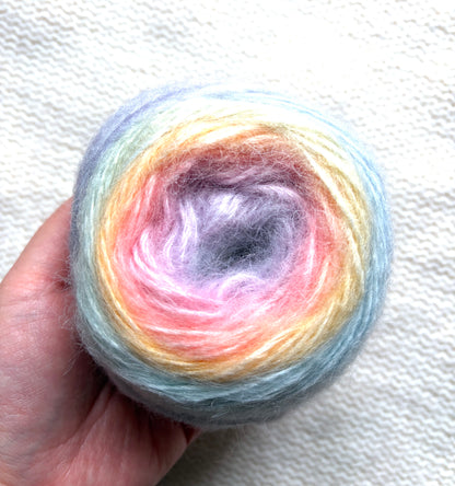 2 cakes x 50g Gradient Wool Blend Yarn : Colour 02 Pastel