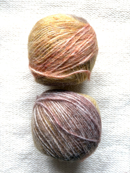 2 cakes x 50g Gradient Wool Blend Yarn : Colour 04 Authum