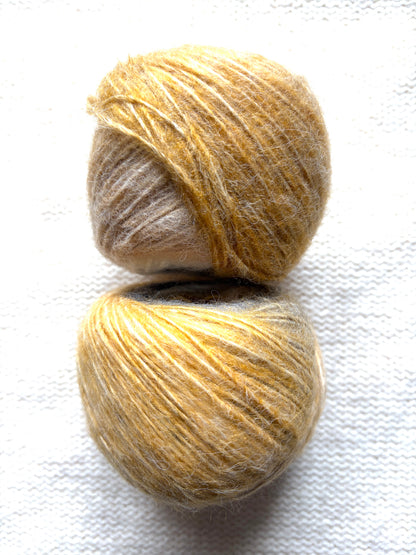 2 cakes x 50g Gradient Wool Blend Yarn : Colour 05 Brown and Grey