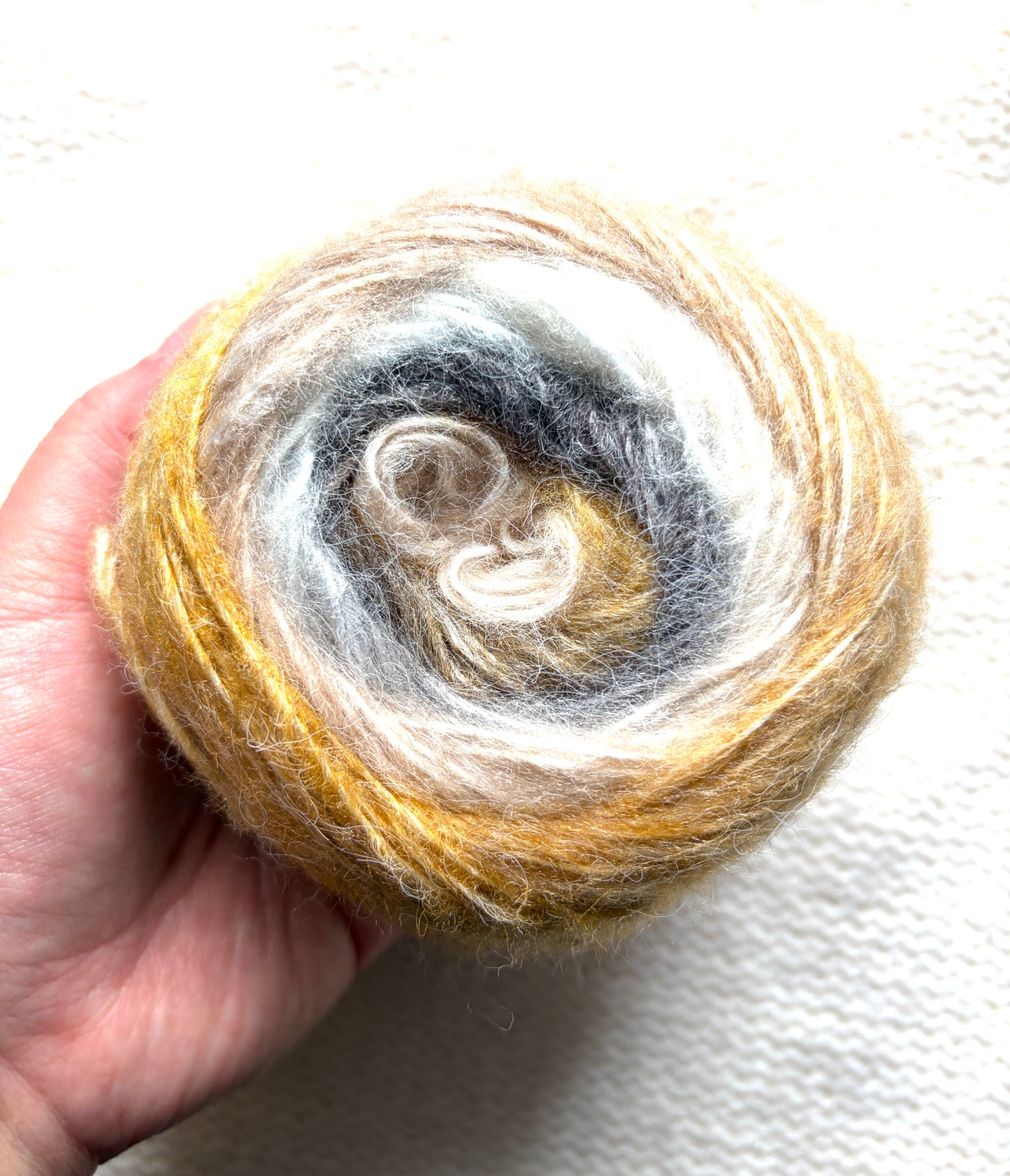 2 cakes x 50g Gradient Wool Blend Yarn : Colour 05 Brown and Grey