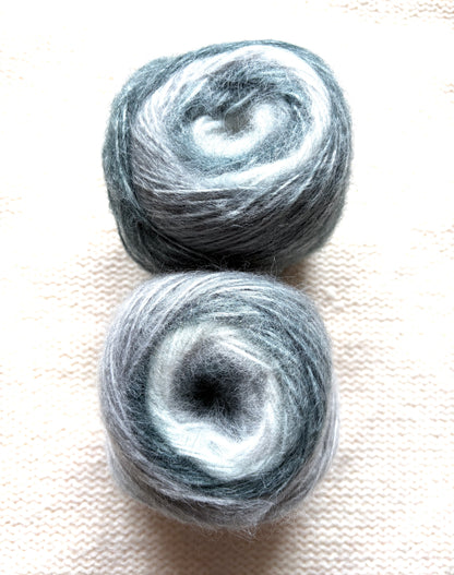 2 cakes x 50g Gradient Wool Blend Yarn : Colour 06 Grey