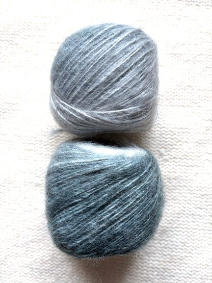 2 cakes x 50g Gradient Wool Blend Yarn : Colour 06 Grey