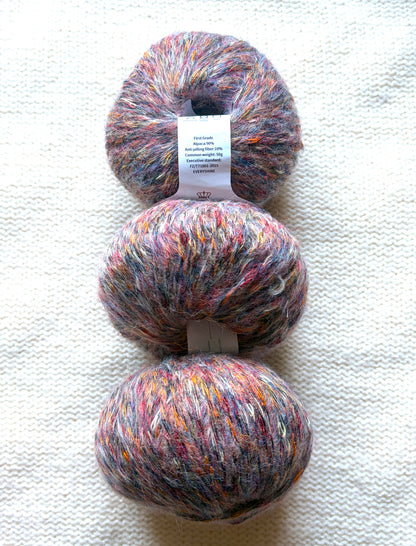 3 balls x 50g Alpaca yarn : 90% Alpaca + 10% Anti Pilling Fiber : Colour 03