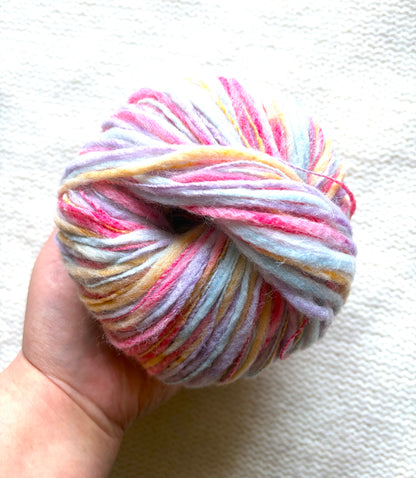 3 balls x 50g Australian Wool Blend Uneven / Slub yarn : Colour 06
